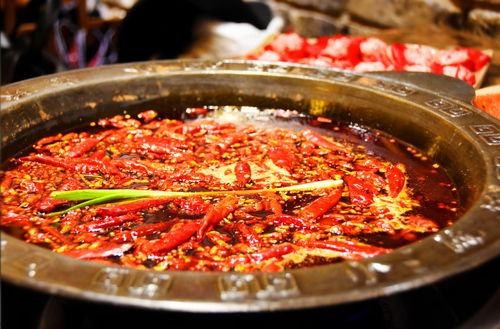 火鍋加盟市場(chǎng)風(fēng)云 盤點(diǎn)十大品牌，為何佩姐火鍋與燜鍋業(yè)態(tài)不在列？